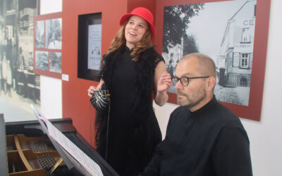 „Ich bin von Kopf bis Fuss auf Liebe eingestellt“ – Konzert zur Finissage